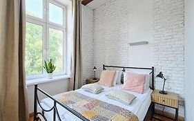 Urban Nest Apartments Dietla 69-8A
